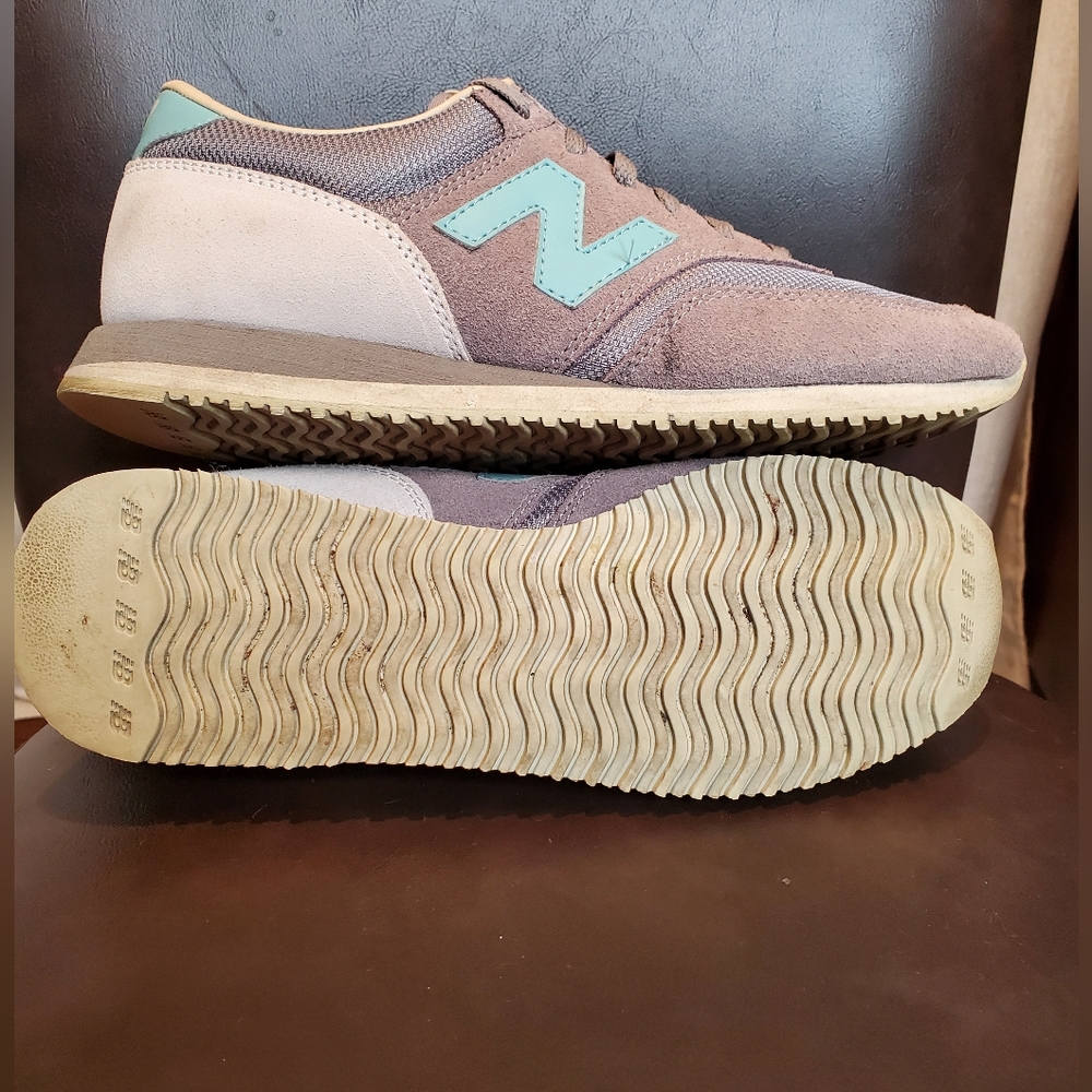 VGC New Balance 620 Gray Teal Women's Size US 9 CW620NGY